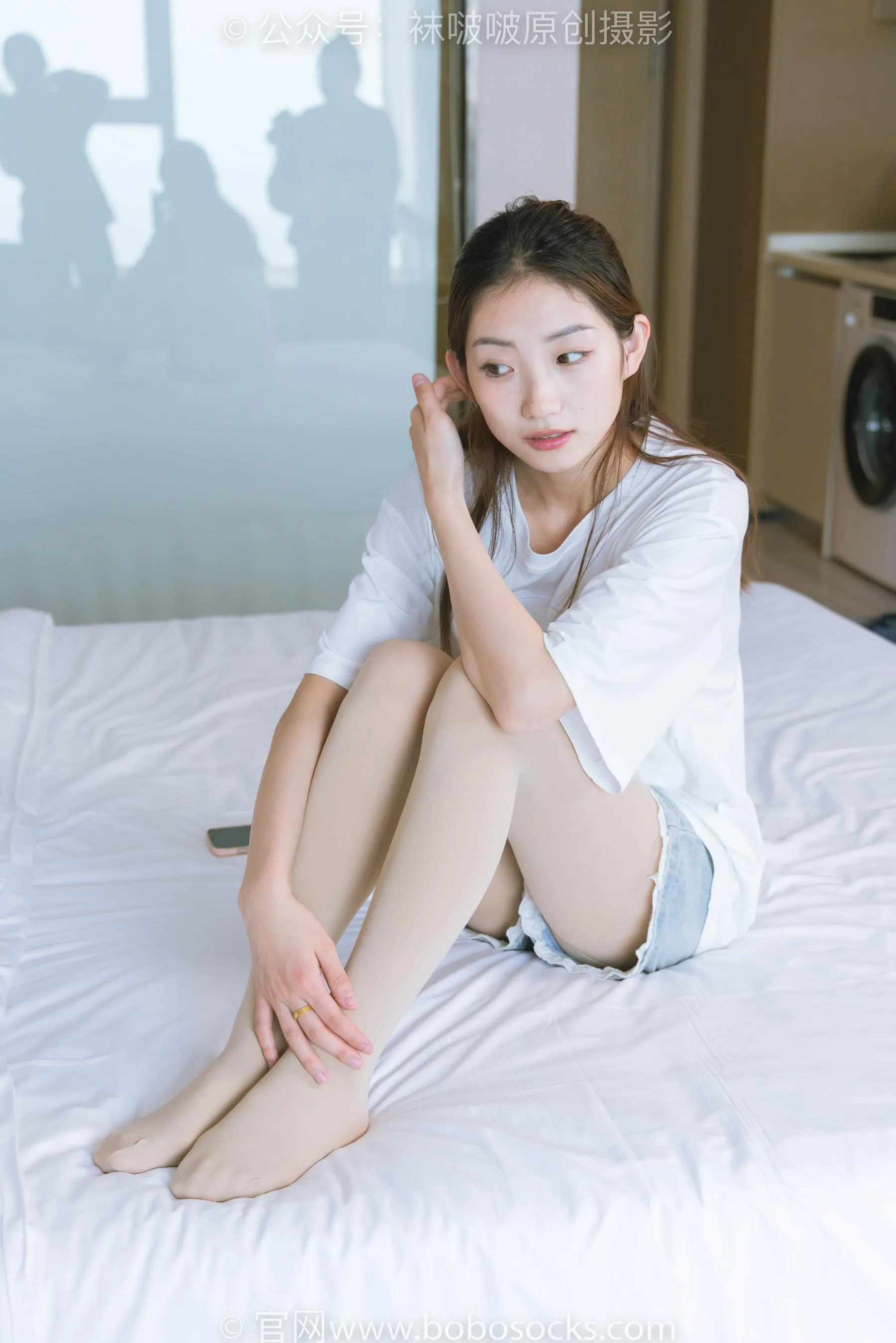 [BoBoSocks袜啵啵]NO.228 小沫-板鞋、厚肉丝、裸足 [90P]插图